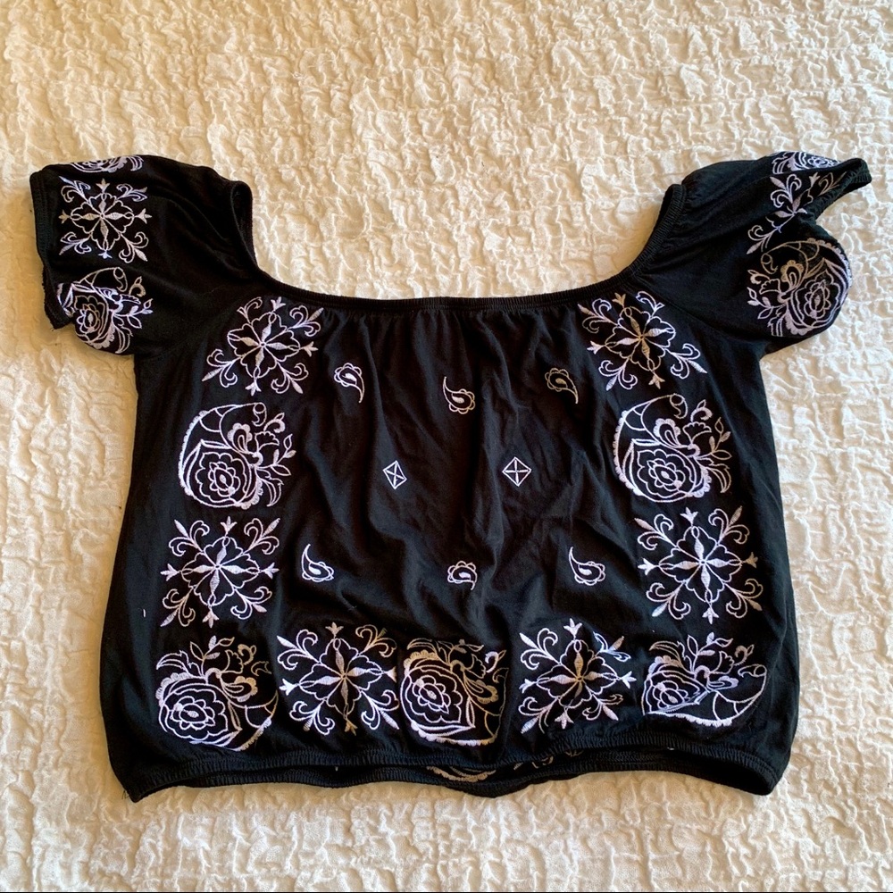 Womens SZ M Express Off-the-shoulder Crop Top